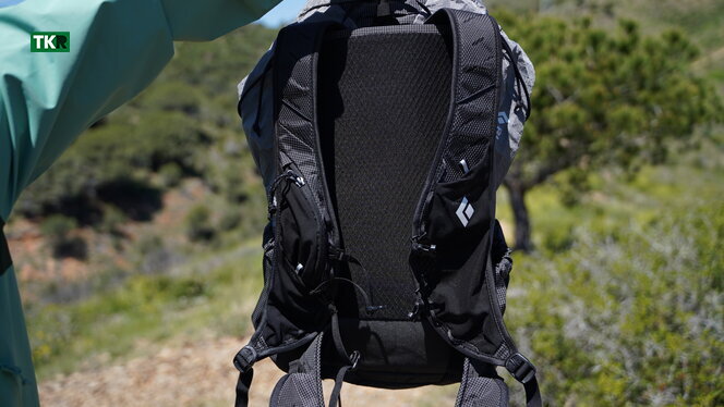 希少 beta light Black Diamond Beta Light 30 - TREKKINGReview.com