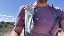 Bolsillo pectoral bidn agua flexible.