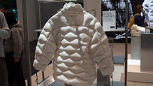 Peak Performance Helium Loop Anorak