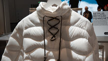 Peak Performance Helium Loop Anorak