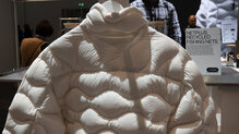 Peak Performance Helium Loop Anorak
