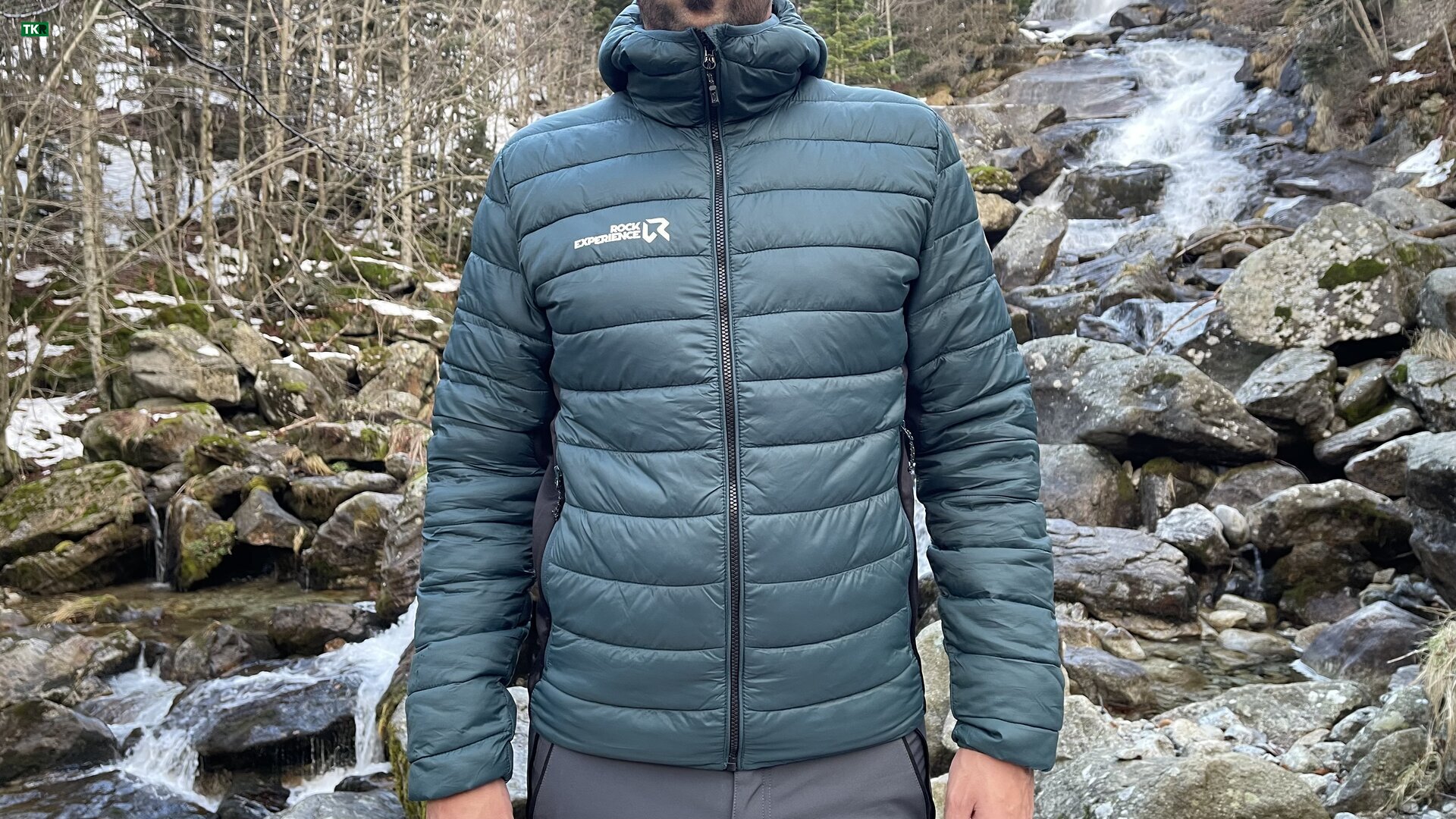 La Rock Experience Fortune Hybrid es una chaqueta de Trekking muy ligero,  de muy poco volumen y muy comprimibl