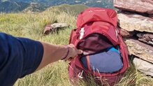 Apertura frontal tipo panel de la VAUDE Brenta 28W 